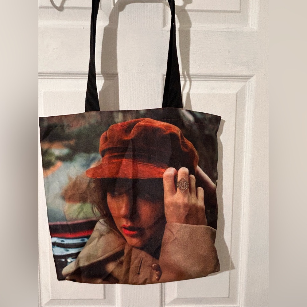 Taylor Swift Capital One Official Tote Bag